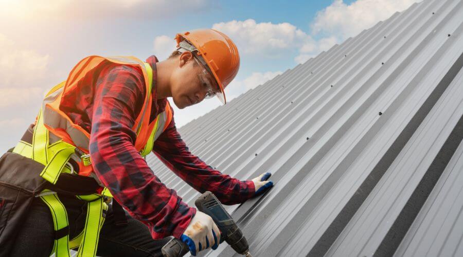 GAF roofing contractor in Castleton, IL